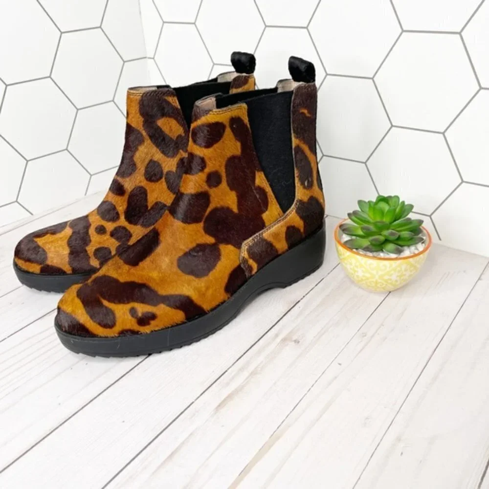 Louise et Cie Zareb Y2K Lug Sole Platform Pull on Construction Ankle Boots 8.5